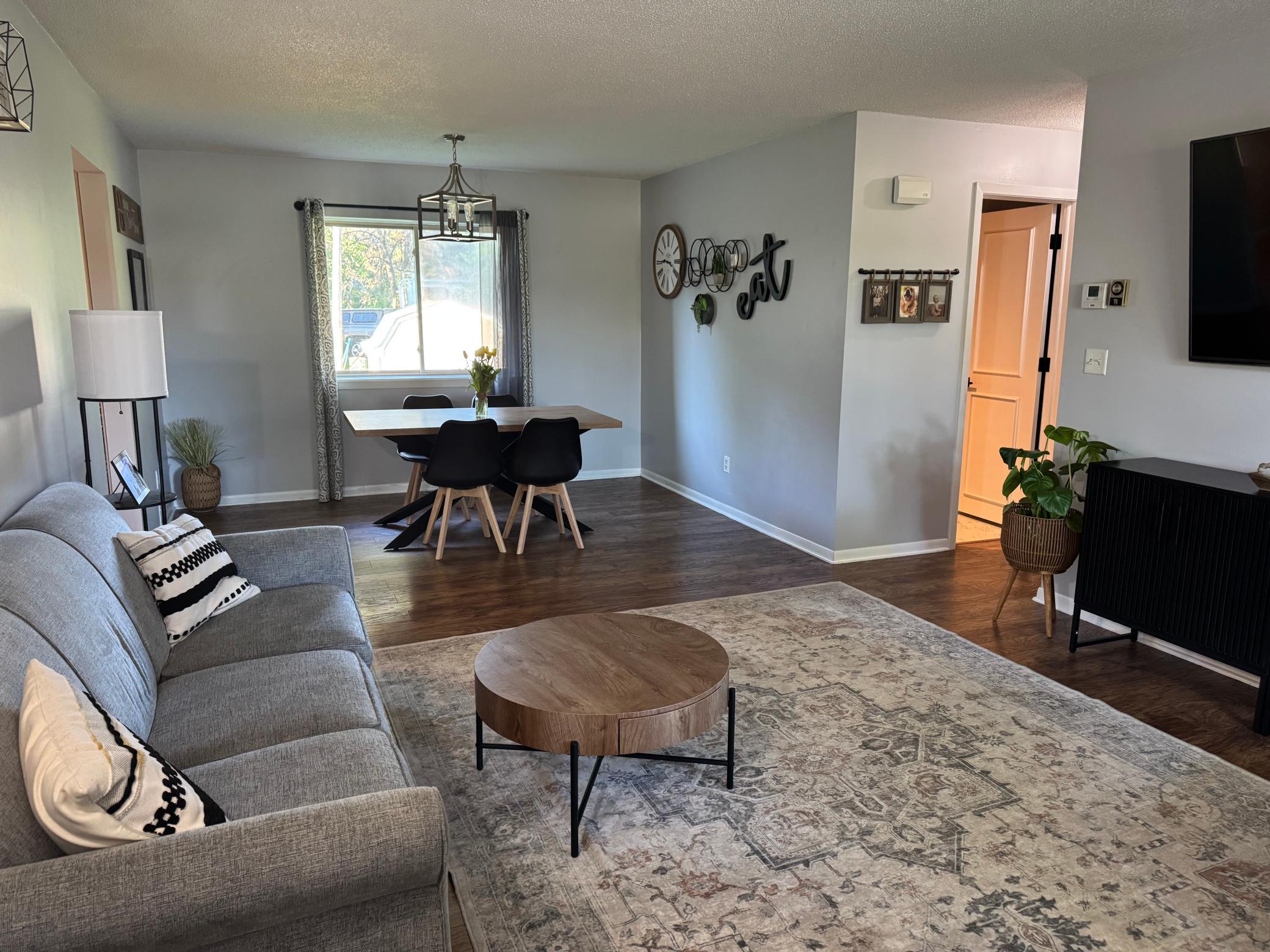 901 22nd Avenue Southwest Austin, MN 55912 - Photo 11 of 57