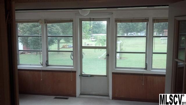 715 Robinhood Road Maiden, NC 28650 - Photo 4 of 18 Gallery Image 4