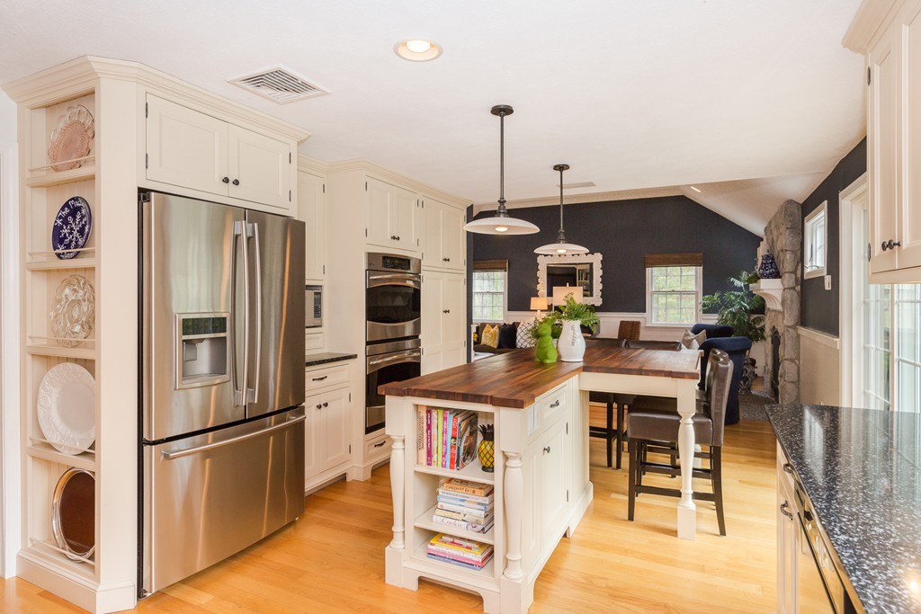 1 Inverness Circle Boxford, MA 01921 - Photo 3 of 30 Gallery Image 3