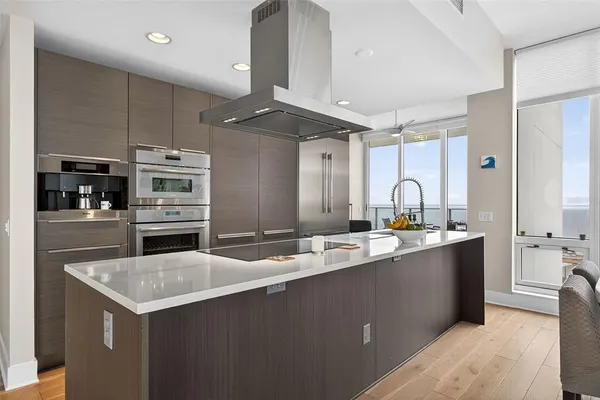 $2,275,000 | 175 1st Street South, Unit 3102, St. Petersburg, FL 33701