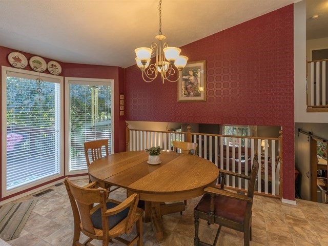 14620 North Lowe Road Mead, WA 99021 - Photo 4 of 20