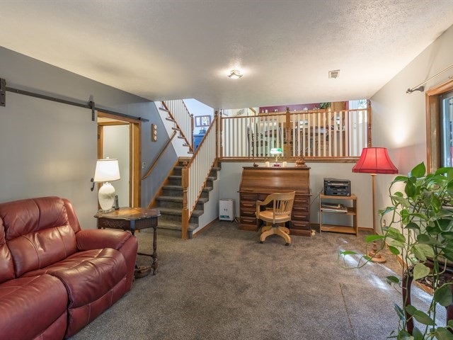 14620 North Lowe Road Mead, WA 99021 - Photo 5 of 20