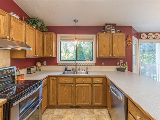 14620 North Lowe Road Mead, WA 99021 - Photo 10 of 20