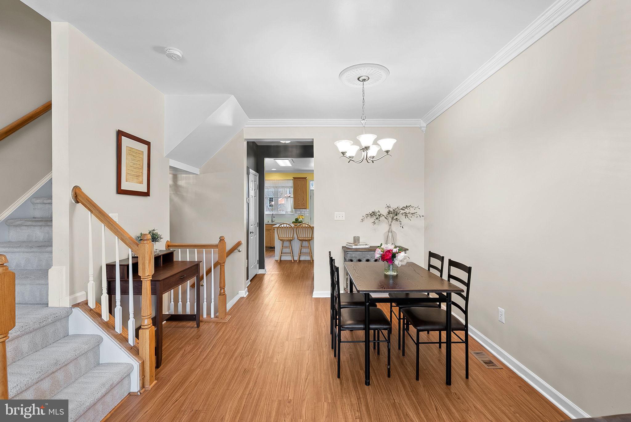 42593 Pine Forest Drive Chantilly, VA 20152 - Photo 12 of 33