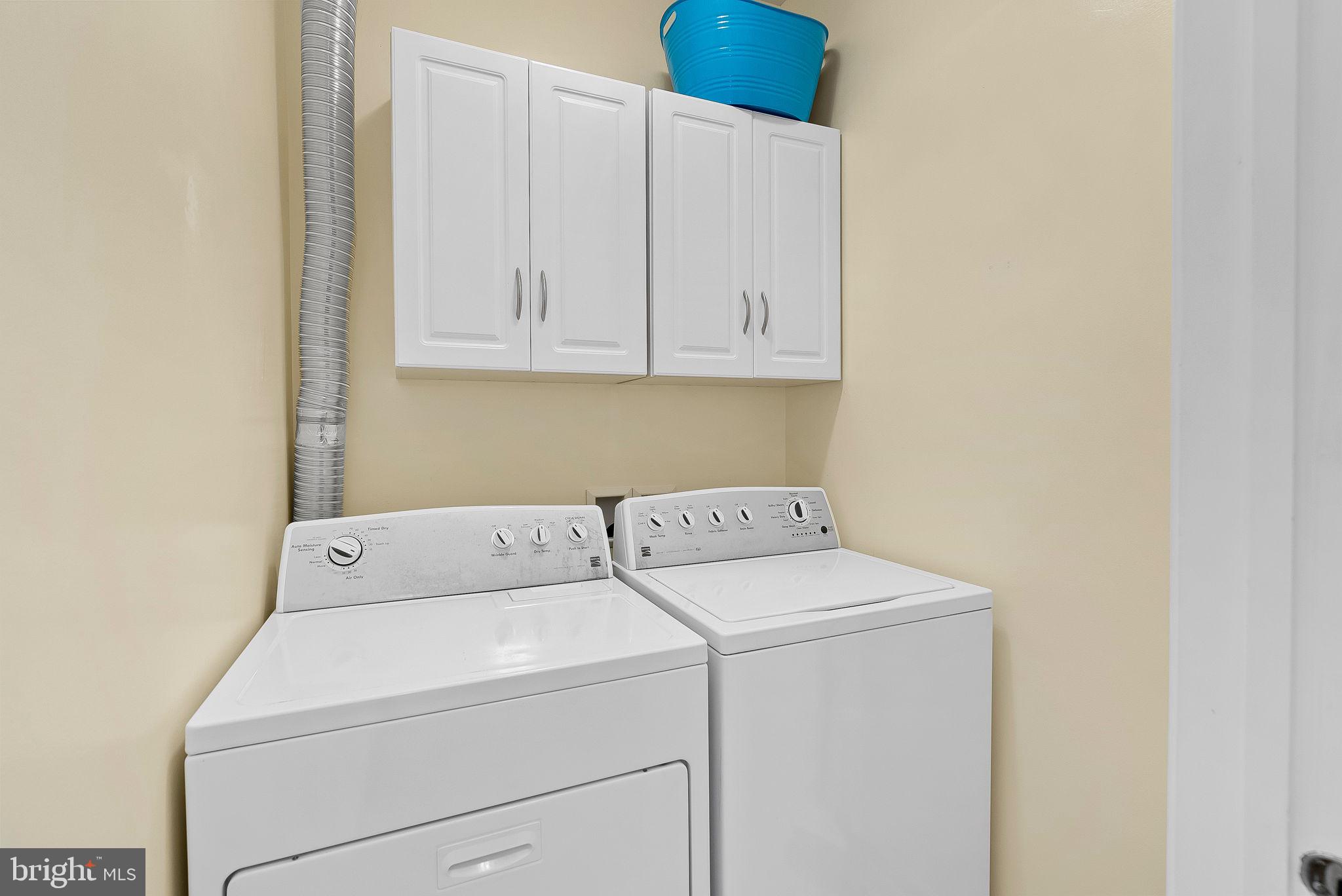 42593 Pine Forest Drive Chantilly, VA 20152 - Photo 20 of 33