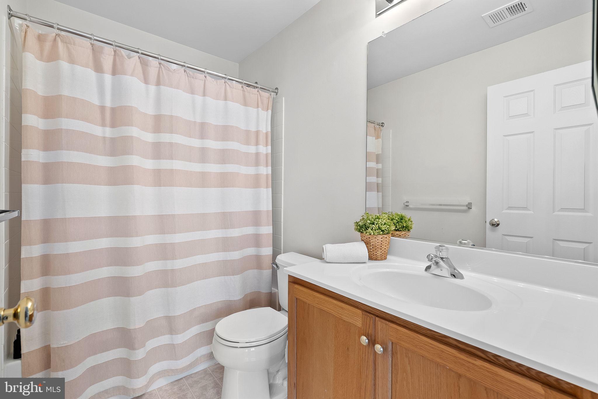 42593 Pine Forest Drive Chantilly, VA 20152 - Photo 28 of 33