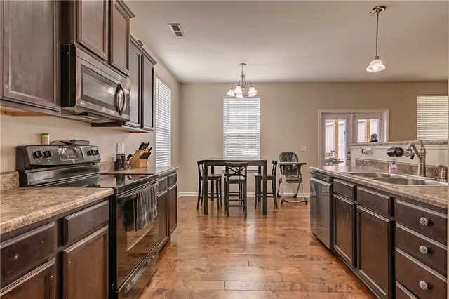 $400,000 | 129 Saddlebrook Avenue, Pickens, SC 29671