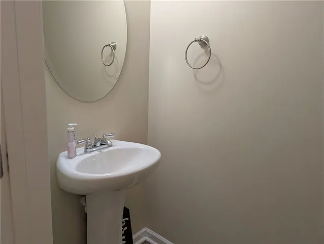 $400,000 | 129 Saddlebrook Avenue, Pickens, SC 29671