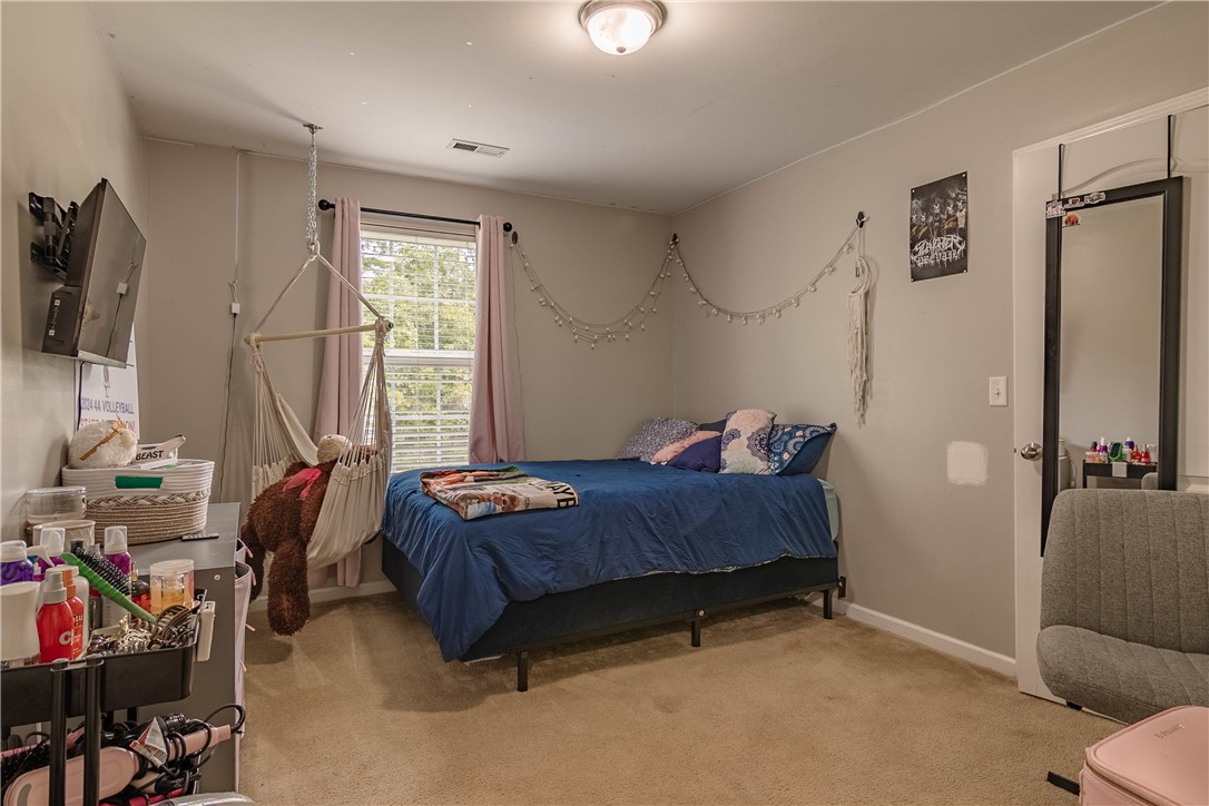 129 Saddlebrook Avenue Pickens, SC 29671 - Photo 28 of 38 Bedroom 4