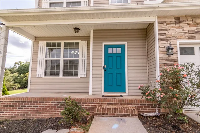 $400,000 | 129 Saddlebrook Avenue, Pickens, SC 29671