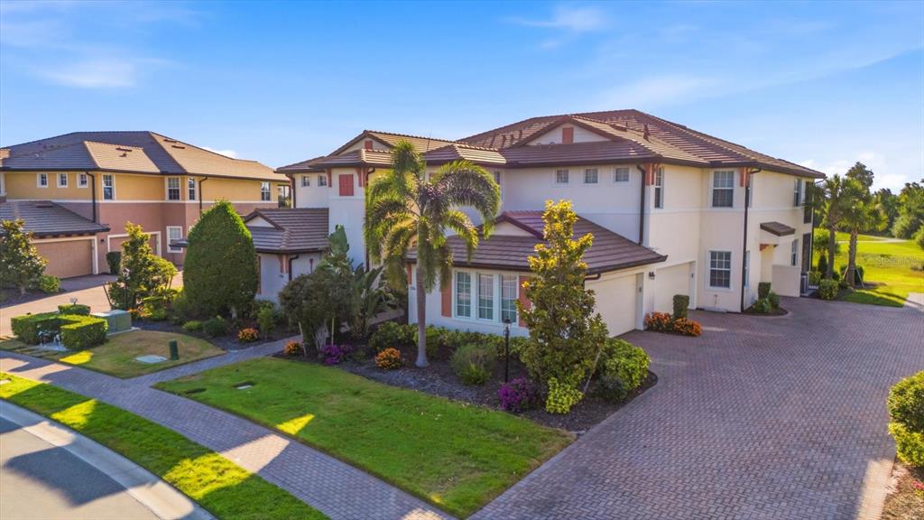 7346 Divot Loop, Unit 12B Lakewood Ranch, FL 34202 - Photo 6 of 90