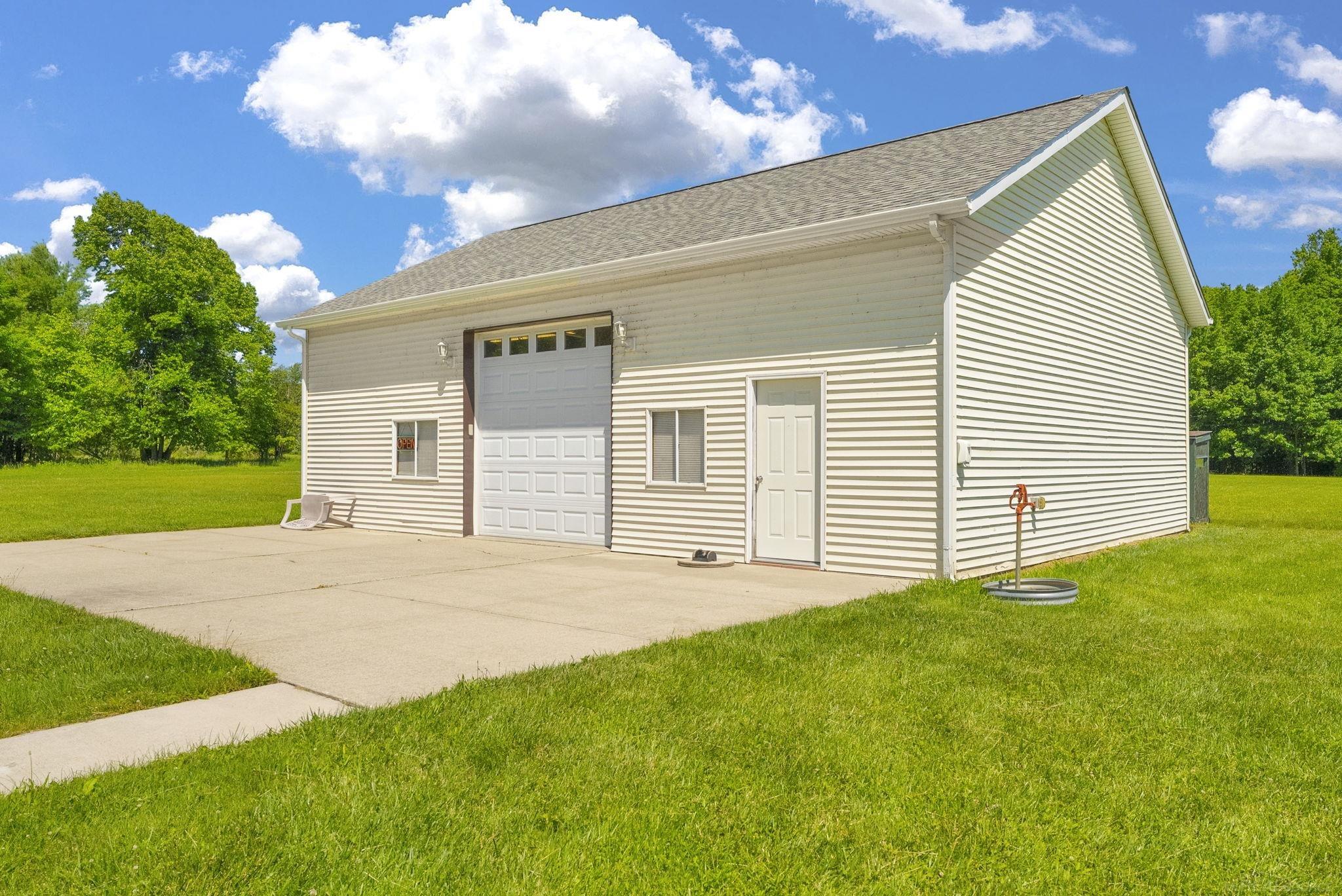 6995 Aitken Road Lexington, MI 48450 - Photo 32 of 46