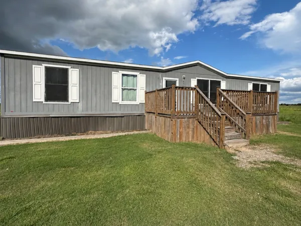 $325,000 | 1650 South Farm To Market 331 Road, Sealy, TX 77474