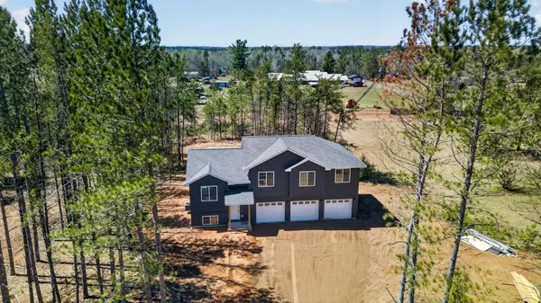 $389,000 | 7983 Natalies Way, Willow River, MN 55795