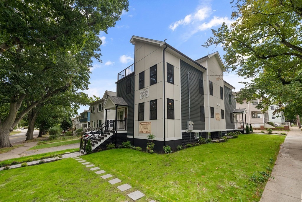 131 Rawson Road, Unit 1 Arlington, MA 02474 - Photo 1 of 36 Gallery Image 1