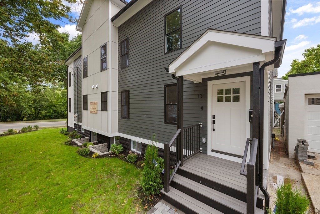 131 Rawson Road, Unit 1 Arlington, MA 02474 - Photo 2 of 36 Gallery Image 2