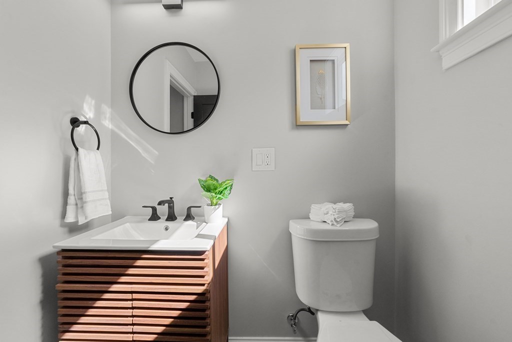 131 Rawson Road, Unit 1 Arlington, MA 02474 - Photo 25 of 36 Gallery Image 25