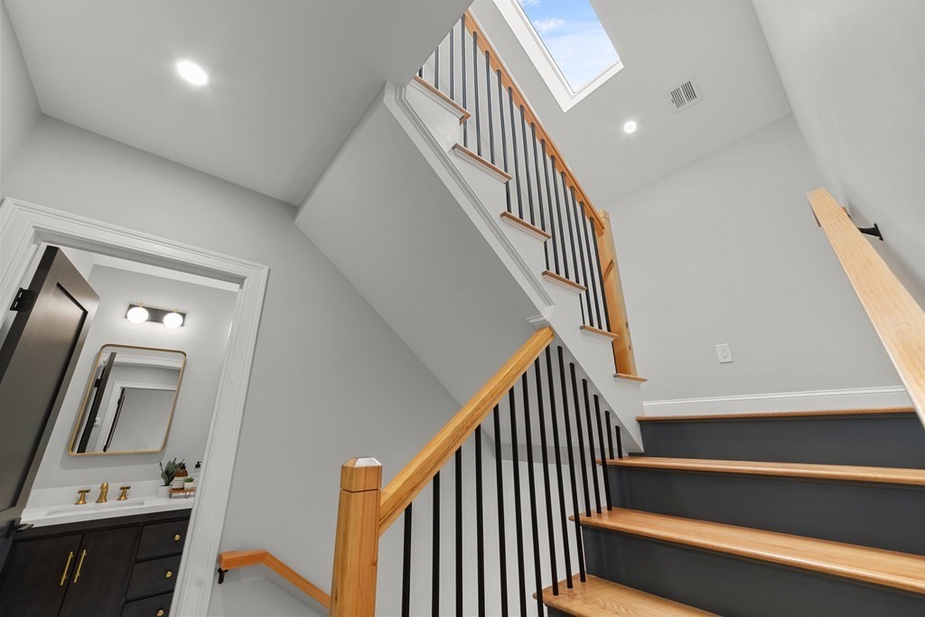 131 Rawson Road, Unit 1 Arlington, MA 02474 - Photo 35 of 36 Gallery Image 35