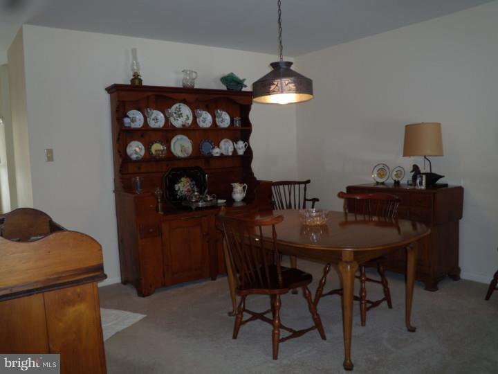 269 Valley Stream Lane Wayne, PA 19087 - Photo 5 of 10