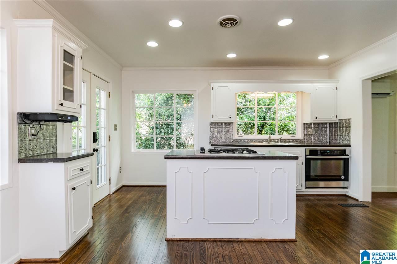 133 Rockaway Road Birmingham, AL 35209 - Photo 13 of 35