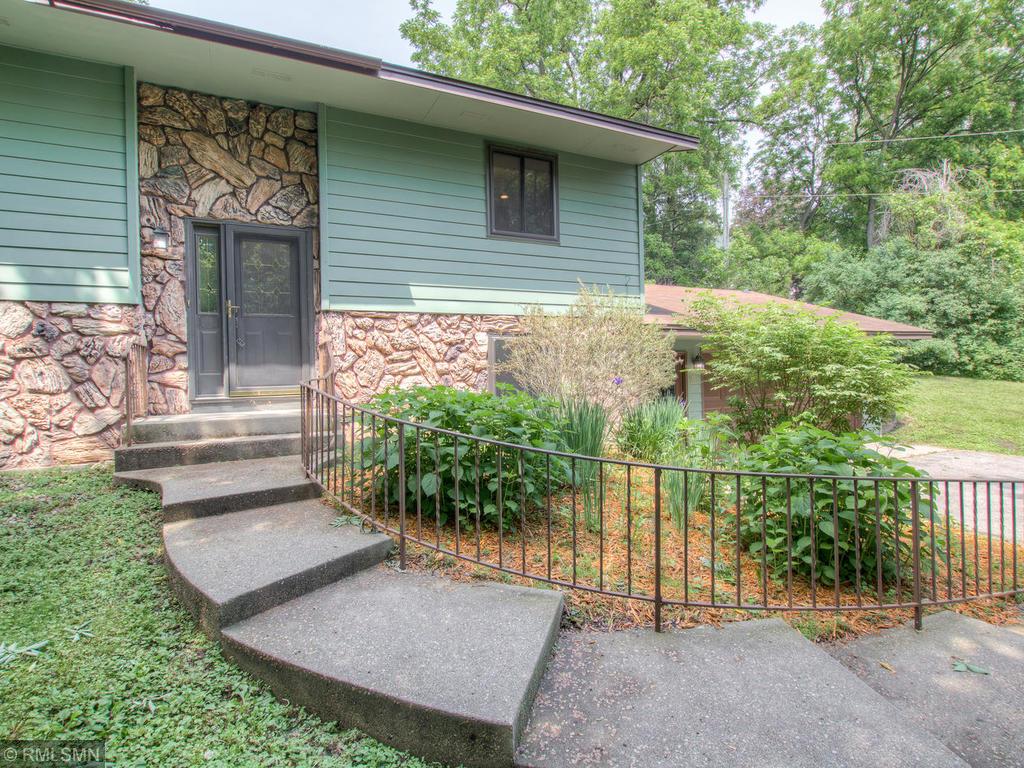 7115 Kings Road Victoria, MN 55331 - Photo 2 of 28 Gallery Image 2