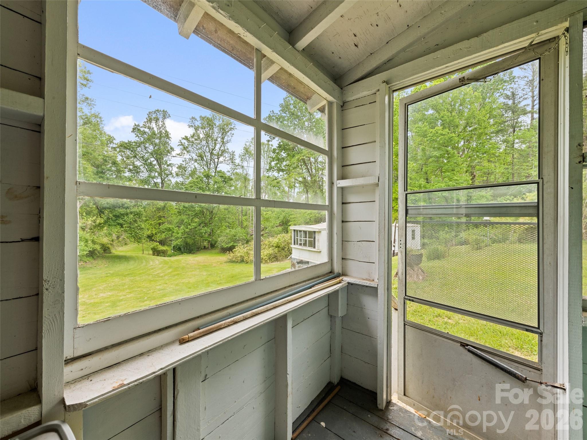 140 Old Leicester Road Asheville, NC 28804 - Photo 19 of 31