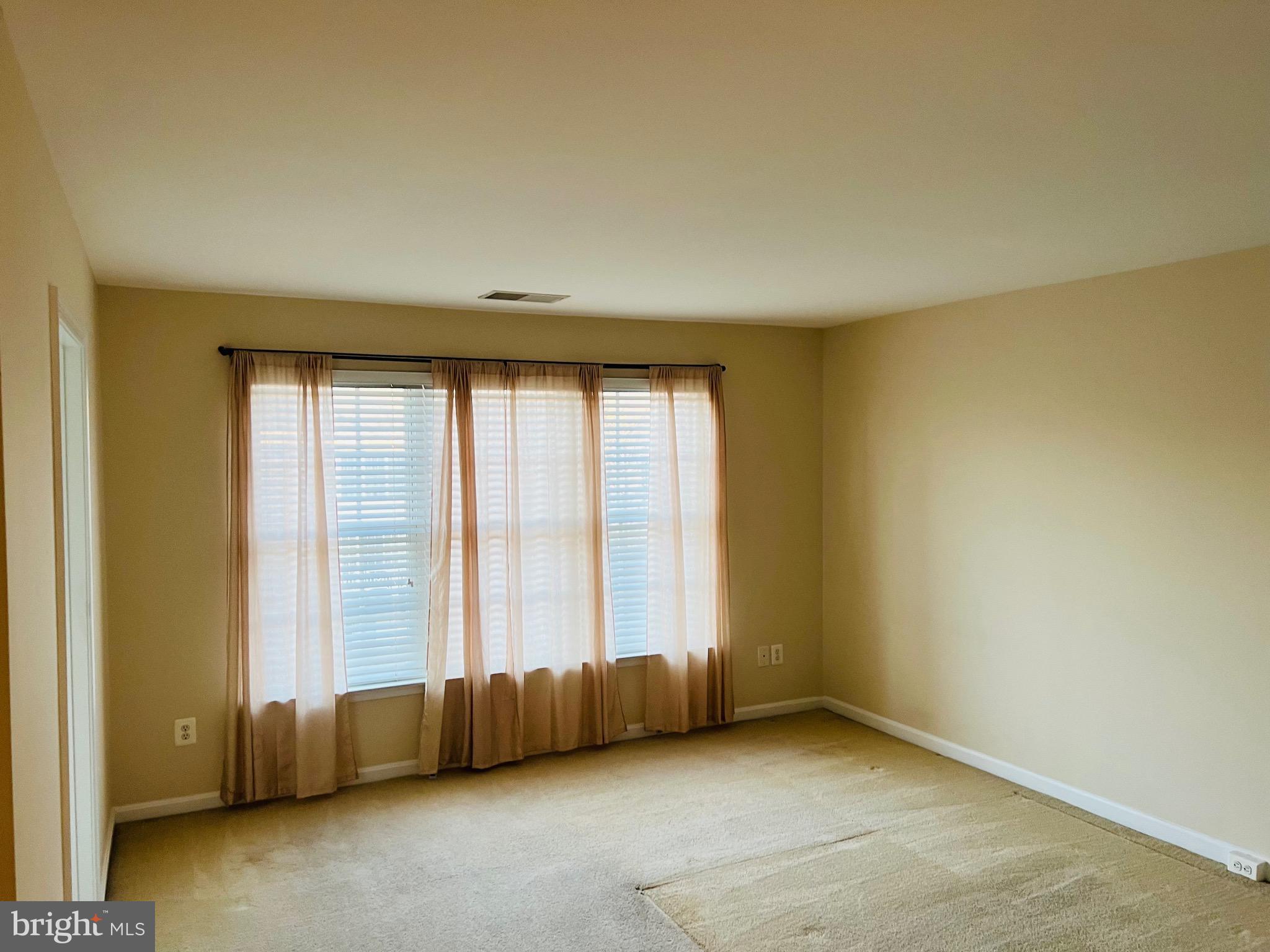 24640 Nettle Mill Square Aldie, VA 20105 - Photo 23 of 48