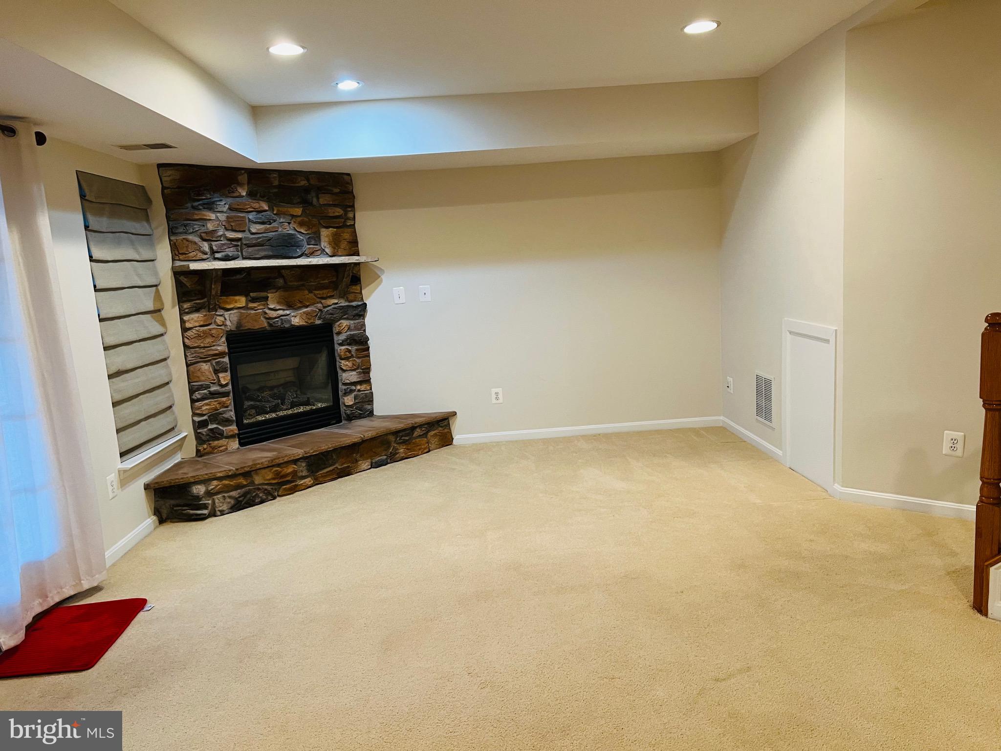 24640 Nettle Mill Square Aldie, VA 20105 - Photo 35 of 48