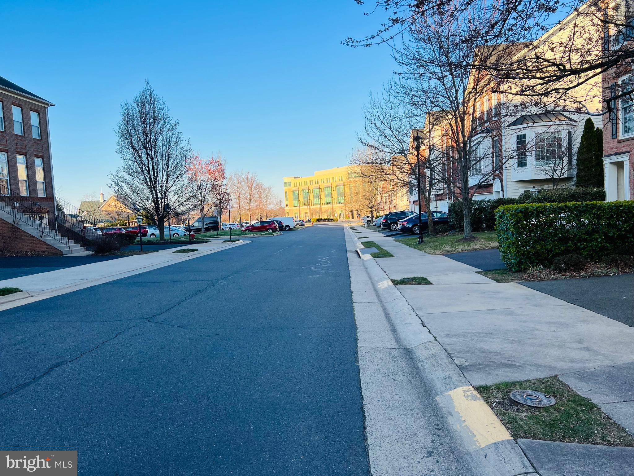 24640 Nettle Mill Square Aldie, VA 20105 - Photo 4 of 48