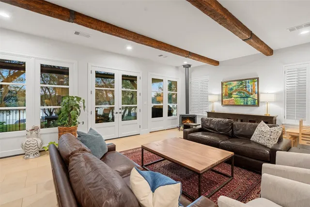 $4,000,000 | 327 Meadowlakes Drive, Meadowlakes, TX 78654