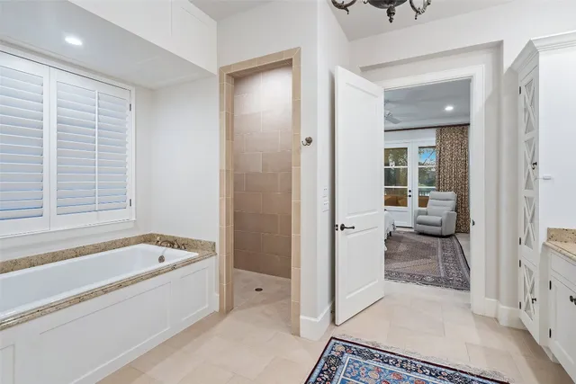 $4,000,000 | 327 Meadowlakes Drive, Meadowlakes, TX 78654