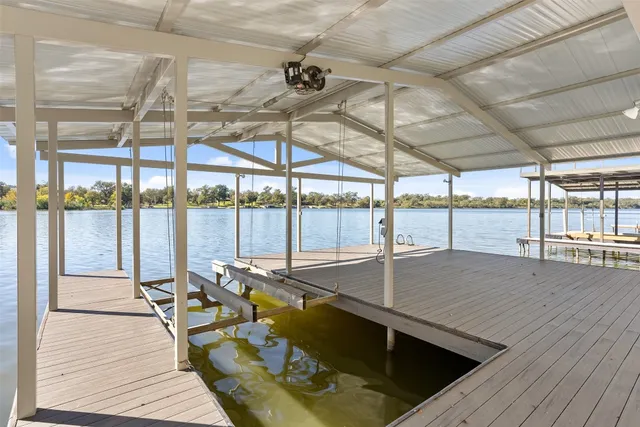 $4,000,000 | 327 Meadowlakes Drive, Meadowlakes, TX 78654