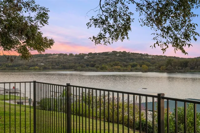 $4,000,000 | 327 Meadowlakes Drive, Meadowlakes, TX 78654