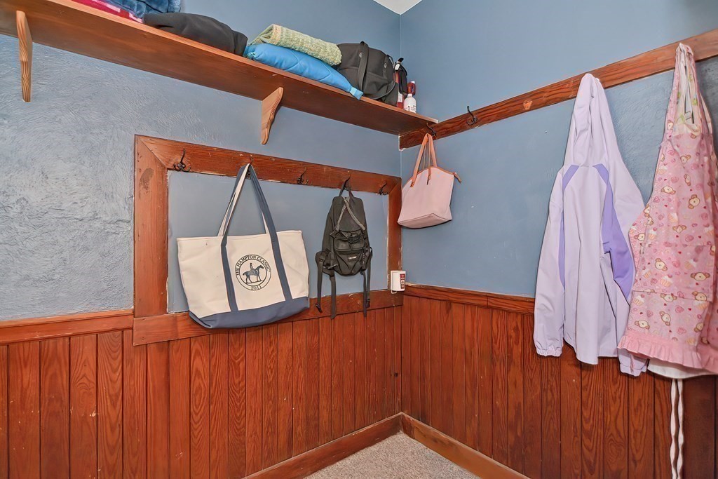 94 Rivulet Street Uxbridge, MA 01569 - Photo 7 of 37 Gallery Image 7