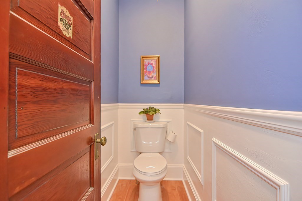 94 Rivulet Street Uxbridge, MA 01569 - Photo 8 of 37 Gallery Image 8