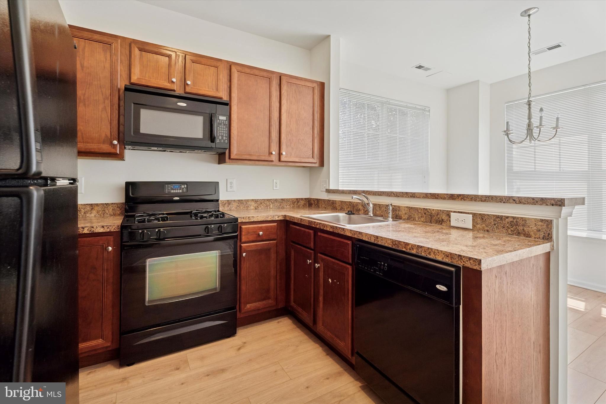 17 Old Cedarbrook Road Wyncote, PA 19095 - Photo 6 of 25 Gallery Image 6