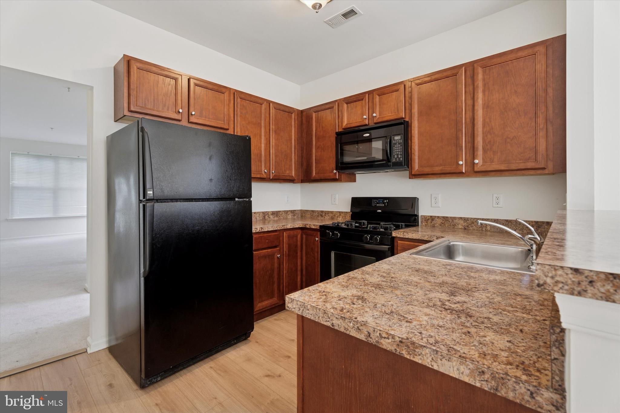 17 Old Cedarbrook Road Wyncote, PA 19095 - Photo 7 of 25 Gallery Image 7