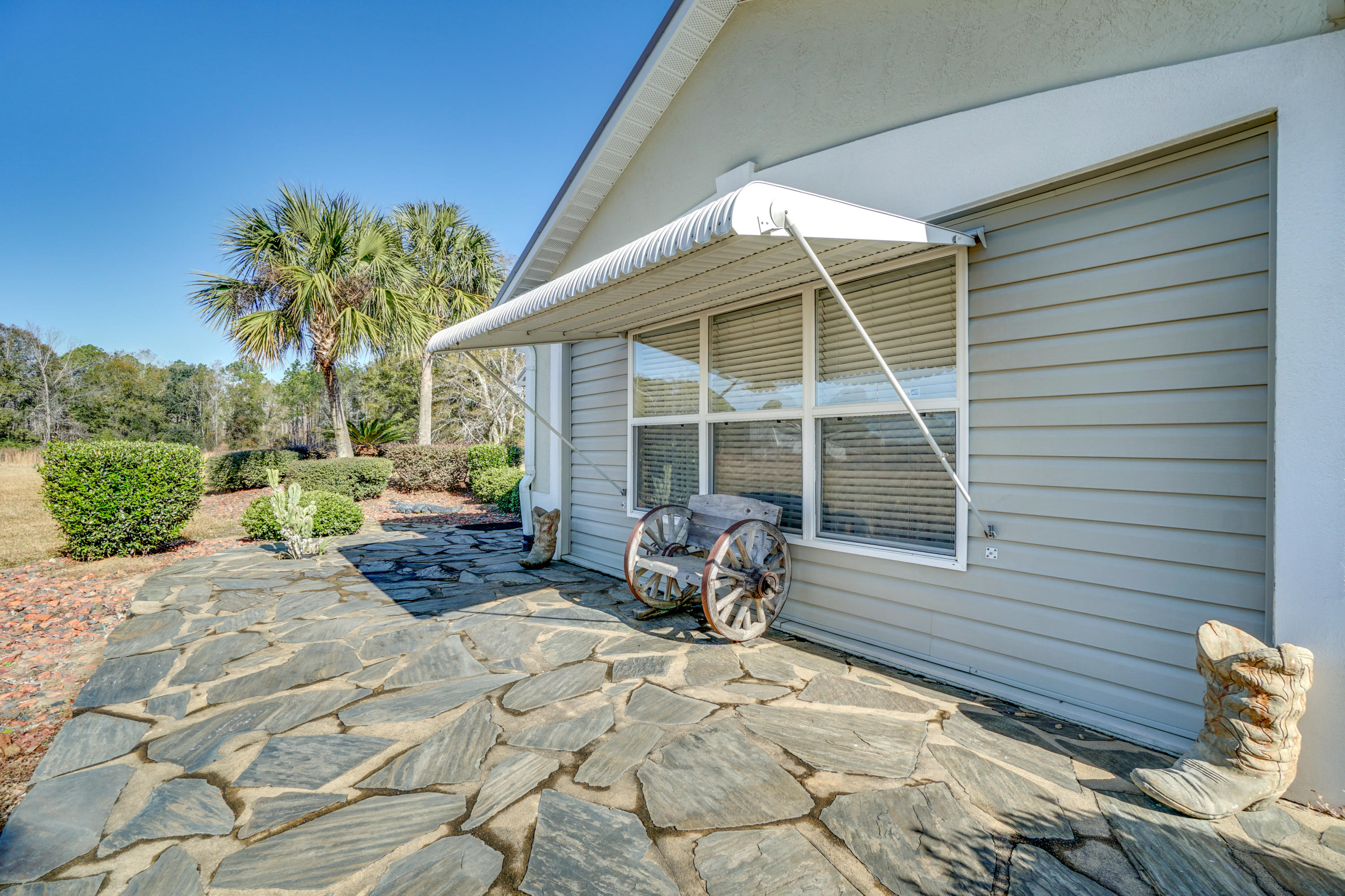1940 Eldridge Road Cottondale, FL 32431 - Photo 10 of 42