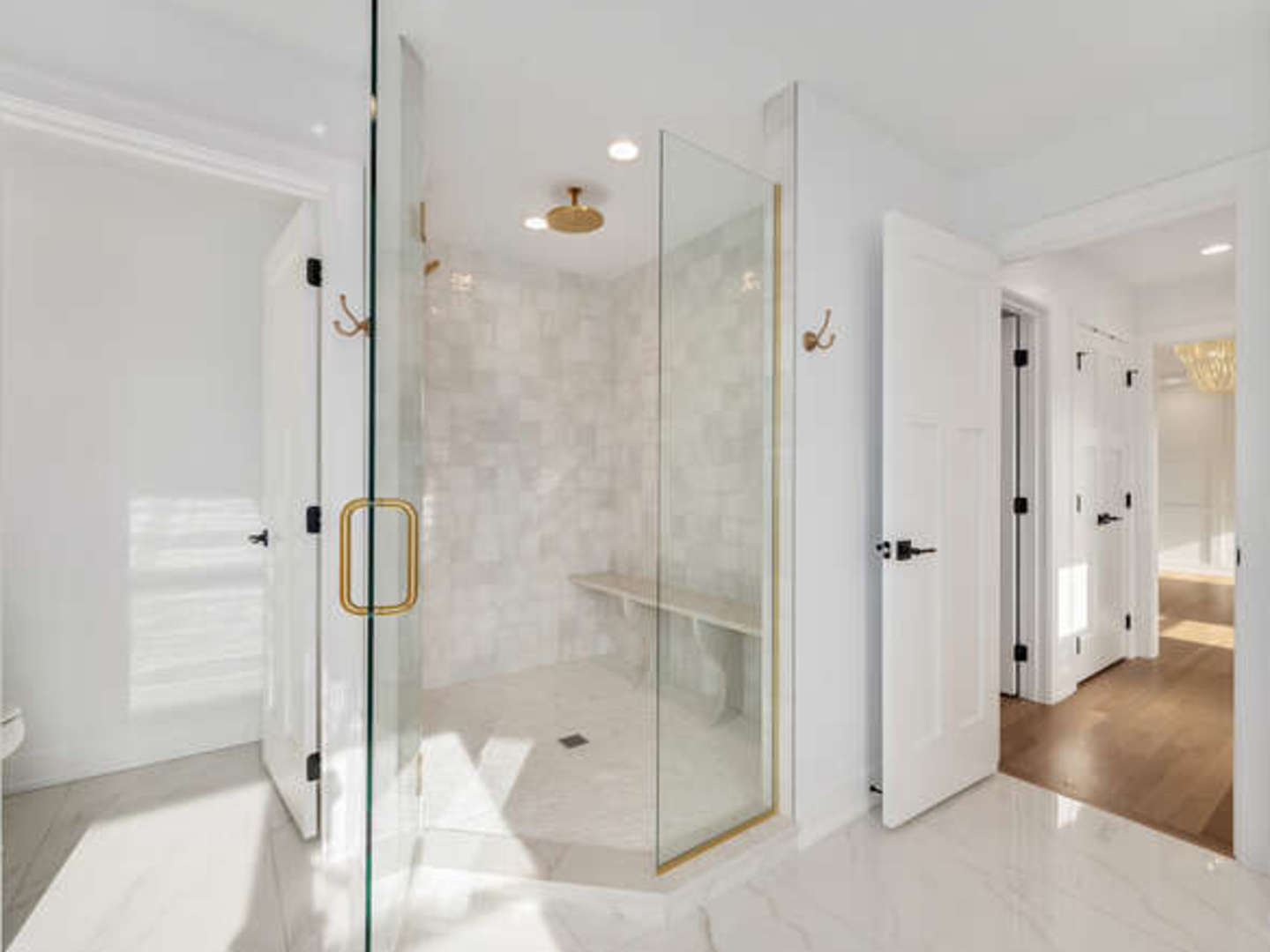 570 Parkside Avenue Elmhurst, IL 60126 - Photo 19 of 22 a bathroom with a shower and a glass door