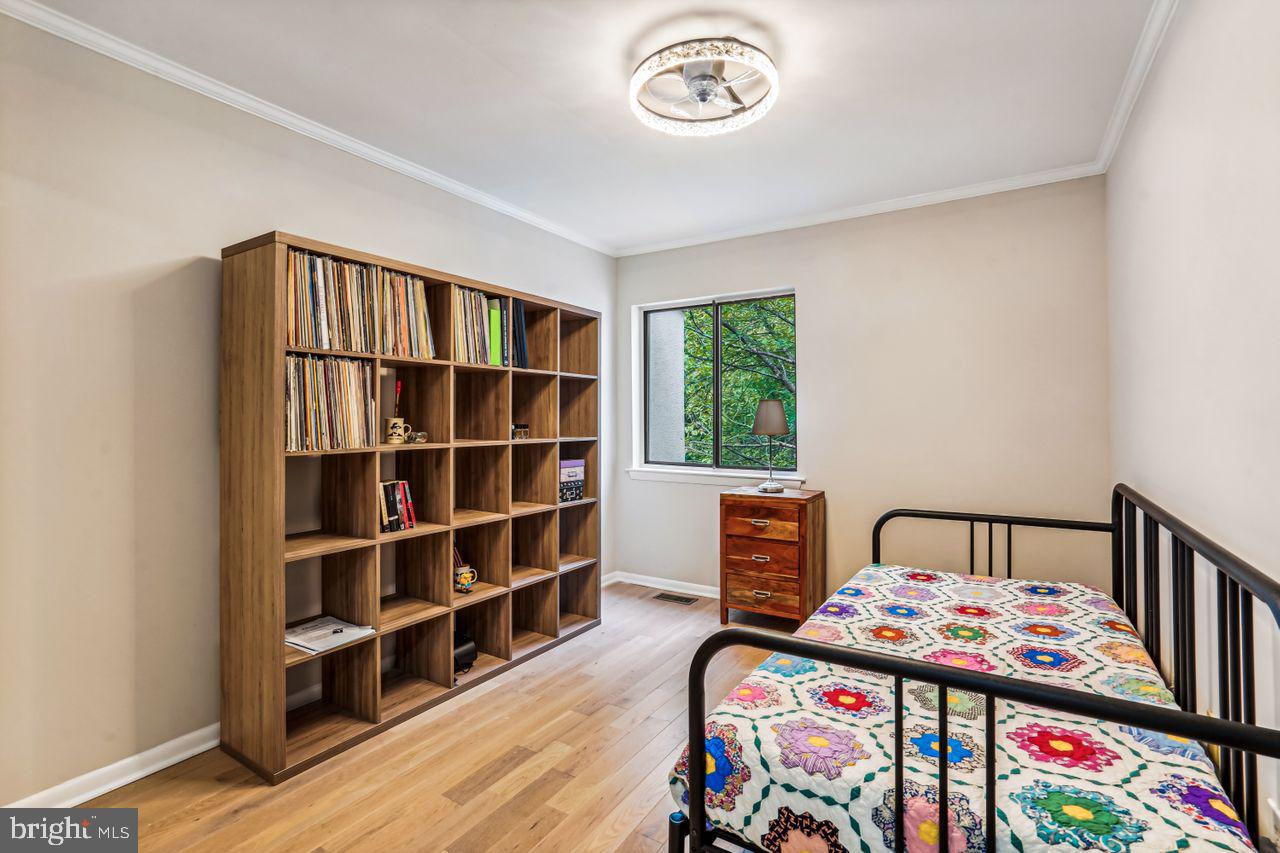 11728 Decade Court Reston, VA 20191 - Photo 20 of 35 Bedroom 2