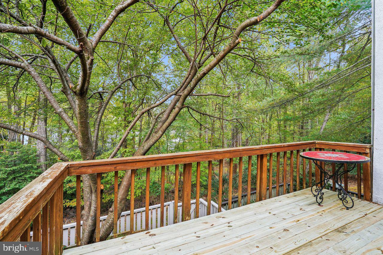 11728 Decade Court Reston, VA 20191 - Photo 34 of 35 Deck
