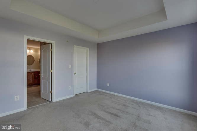 24634 Buttonbush Terrace, Unit 18 Aldie, VA 20105 - Photo 15 of 30 Bedroom (Master)