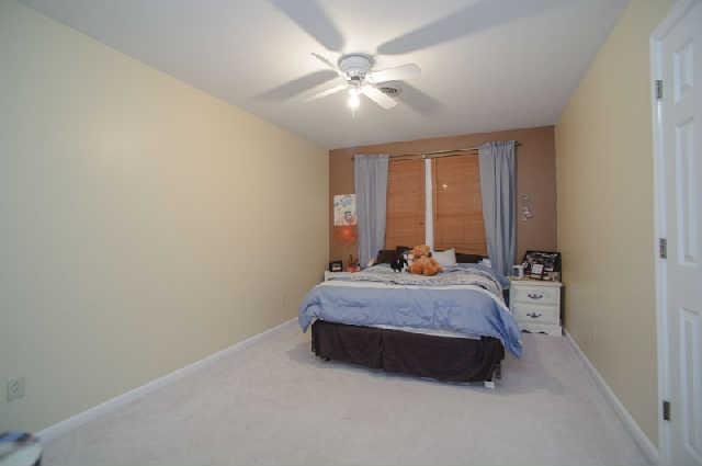 112 Jamestown Road Tullahoma, TN 37388 - Photo 19 of 20 Upstairs guest bedroom with ceiling fan