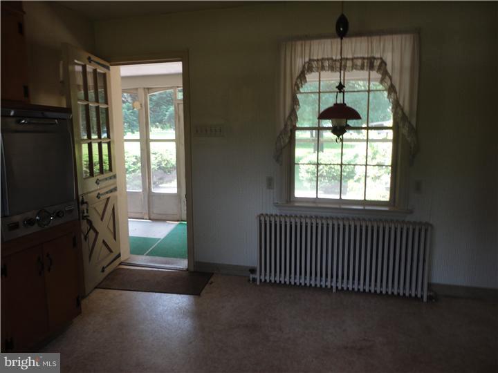 798 Pughtown Road Spring City, PA 19475 - Photo 7 of 18 Kitchen
