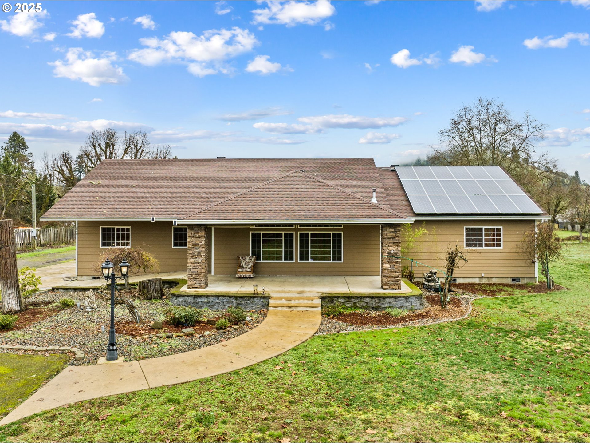3040 Fisher Road Roseburg, OR 97471 - Photo 19 of 38 Gallery Image 19
