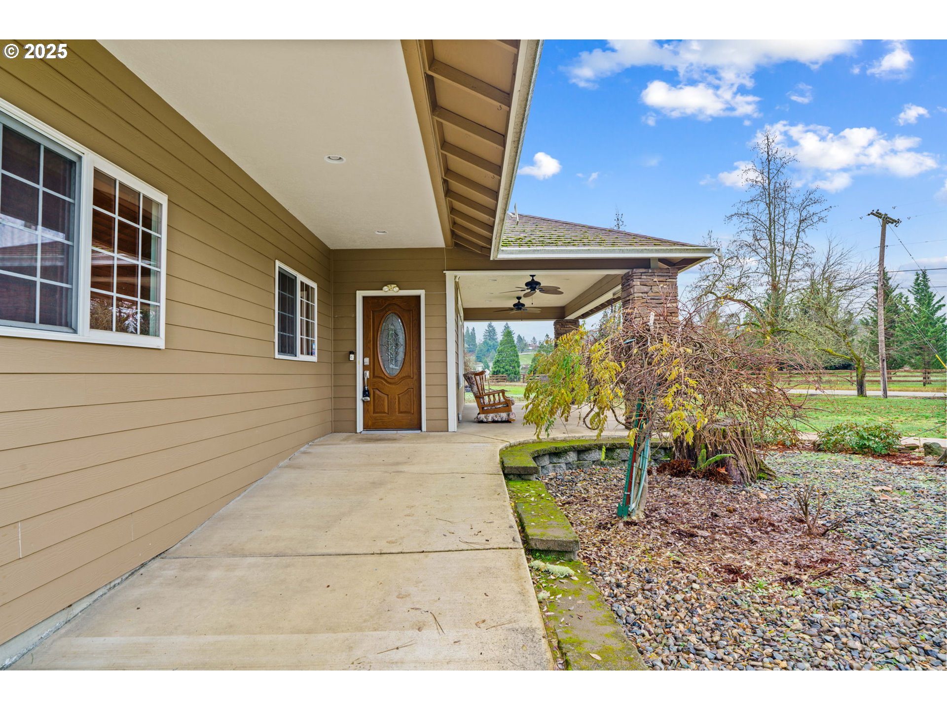 3040 Fisher Road Roseburg, OR 97471 - Photo 3 of 38 Gallery Image 3