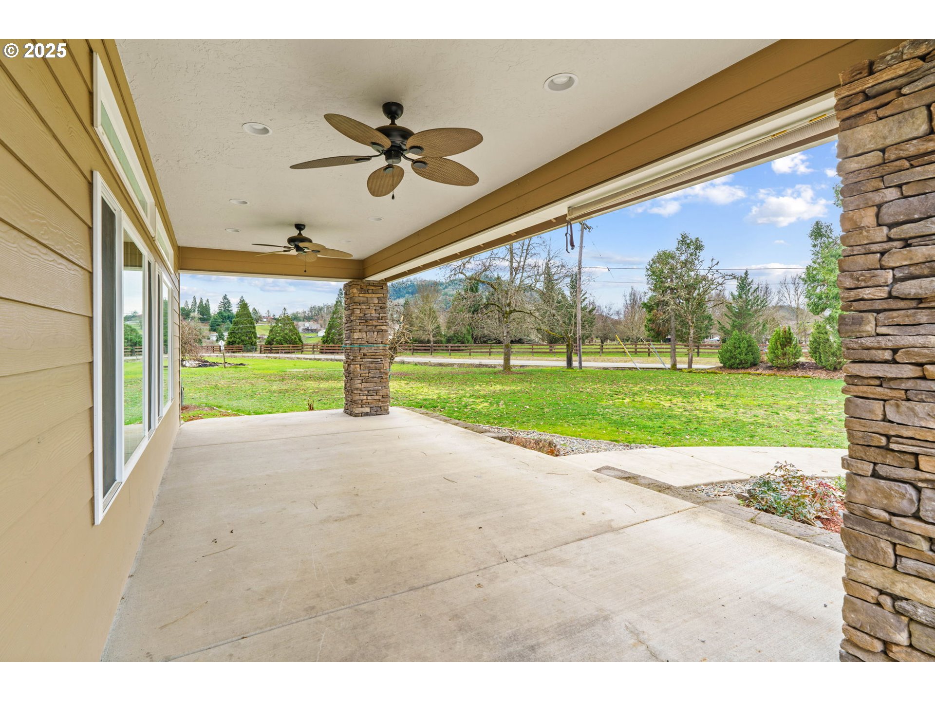 3040 Fisher Road Roseburg, OR 97471 - Photo 34 of 38 Gallery Image 34