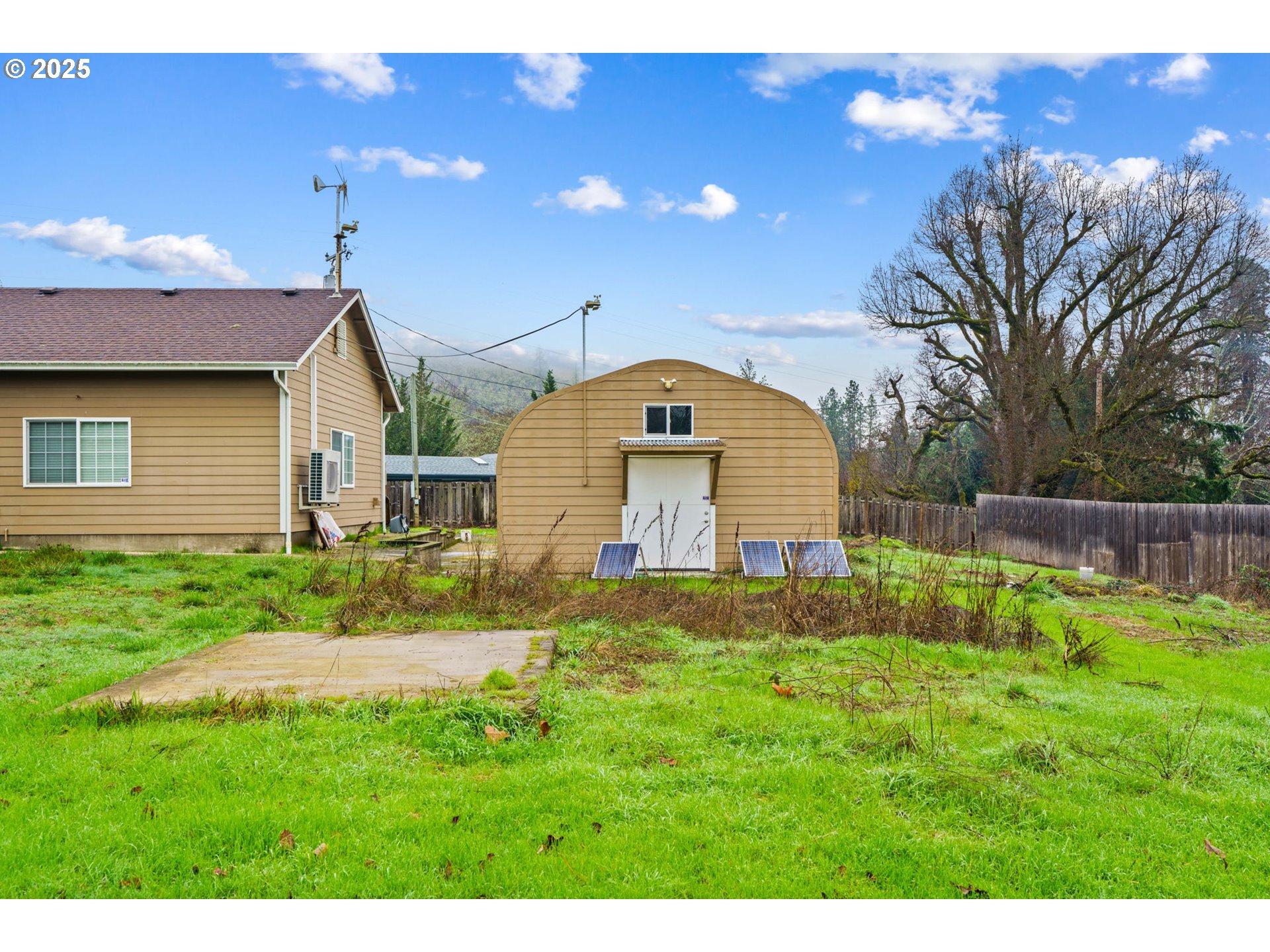 3040 Fisher Road Roseburg, OR 97471 - Photo 7 of 38 Gallery Image 7