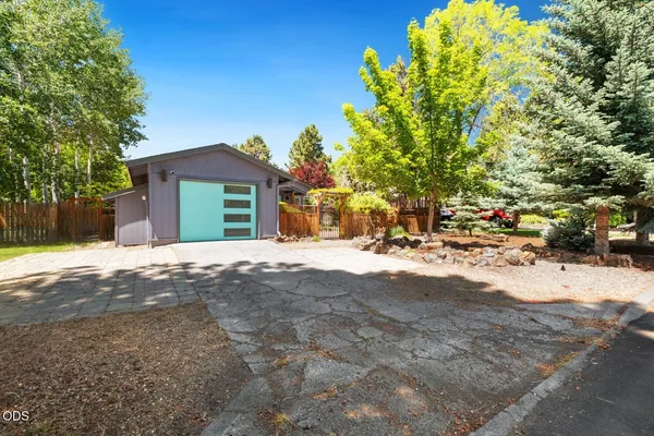 $575,000 | 2849 Northeast Lotno Drive, Bend, OR 97701