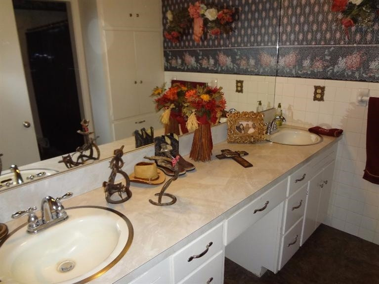 3451 Dallas Road Levelland, TX 79336 - Photo 8 of 10 Photo 8